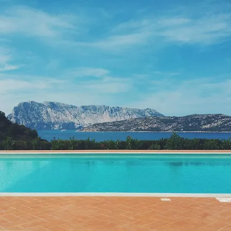 Casa Bougainville Villaggio Est Apartment Capo Coda Cavallo