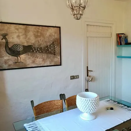 Apartment Casa Bougainville Villaggio Est