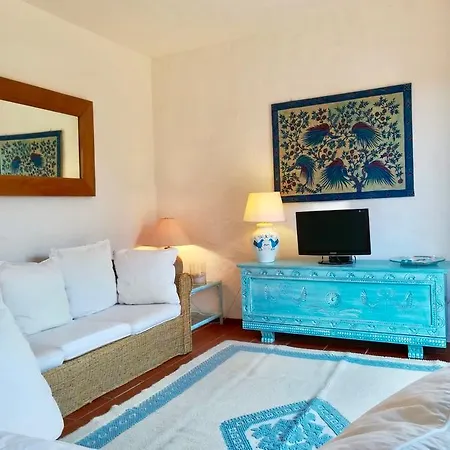 Apartment Casa Bougainville Villaggio Est *