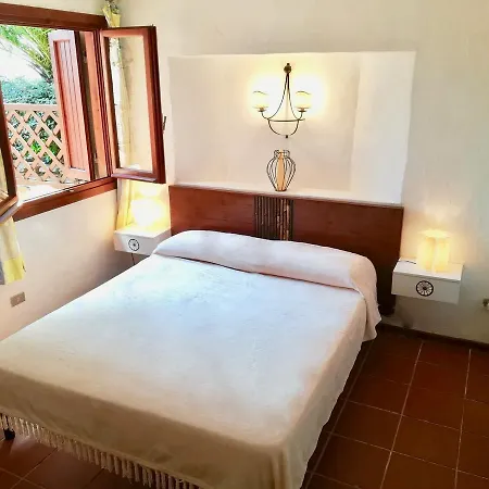 Casa Bougainville Villaggio Est Apartment