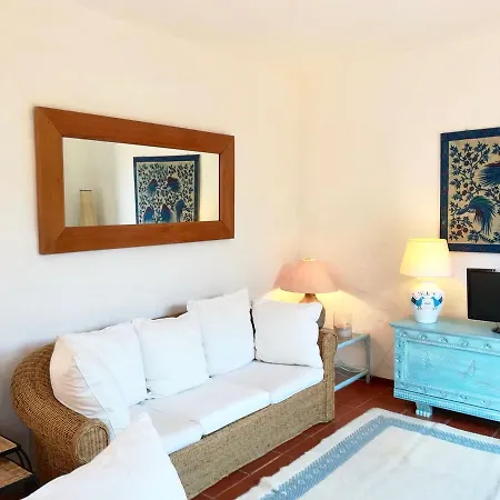 Casa Bougainville Villaggio Est * Capo Coda Cavallo