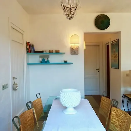 Apartment Casa Bougainville Villaggio Est *