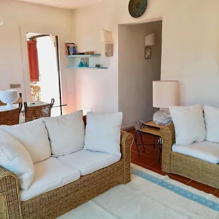 Casa Bougainville Villaggio Est *