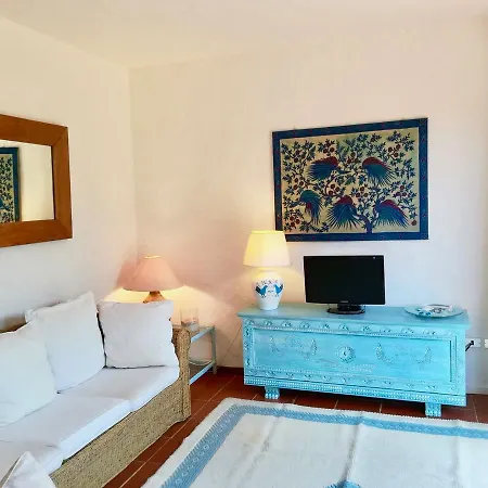 Casa Bougainville Villaggio Est