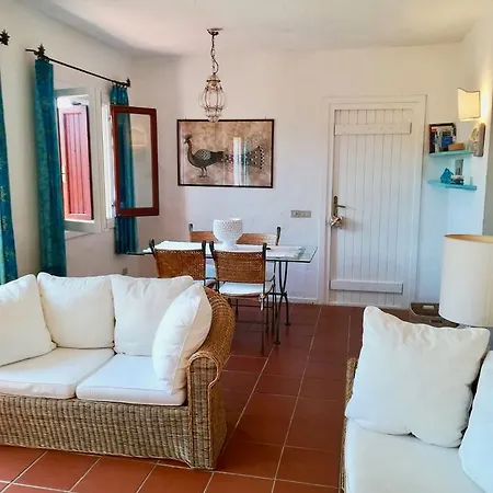 Casa Bougainville Villaggio Est