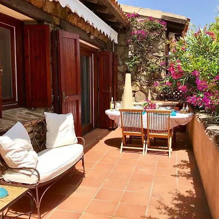 Casa Bougainville Villaggio Est Capo Coda Cavallo